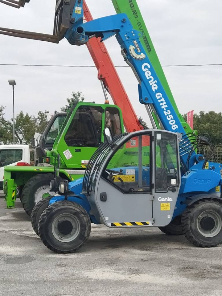 Genie 2506 - Xe nhấc hình viễn vọng kính: hình 1 Genie 2506 - Xe nhấc hình viễn vọng kính: hình 1