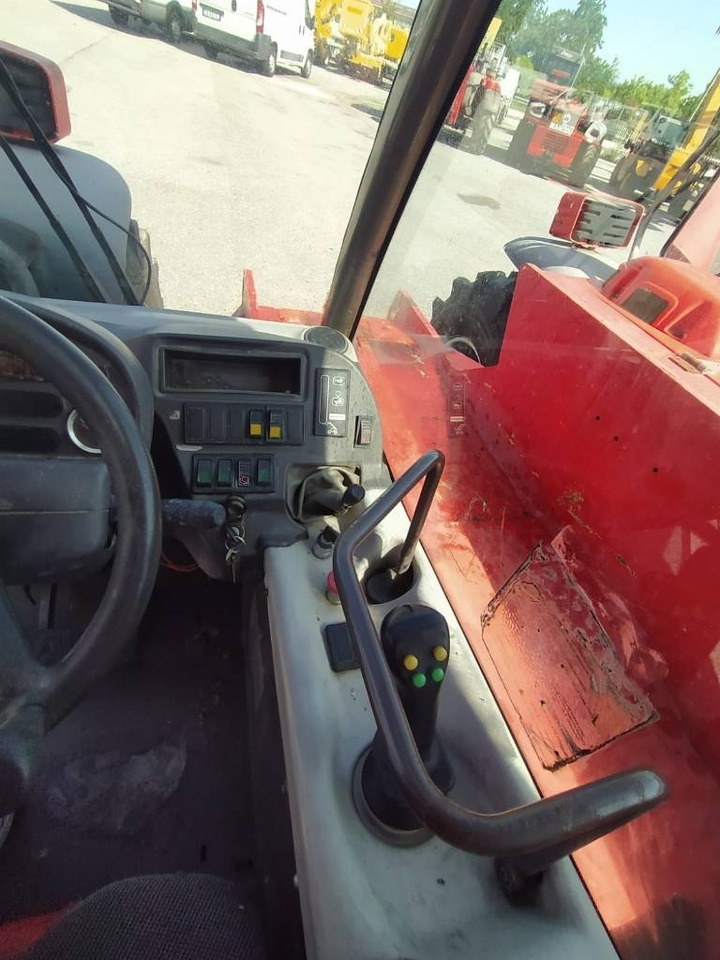Manitou 628 - Xe nhấc hình viễn vọng kính: hình 5 Manitou 628 - Xe nhấc hình viễn vọng kính: hình 5