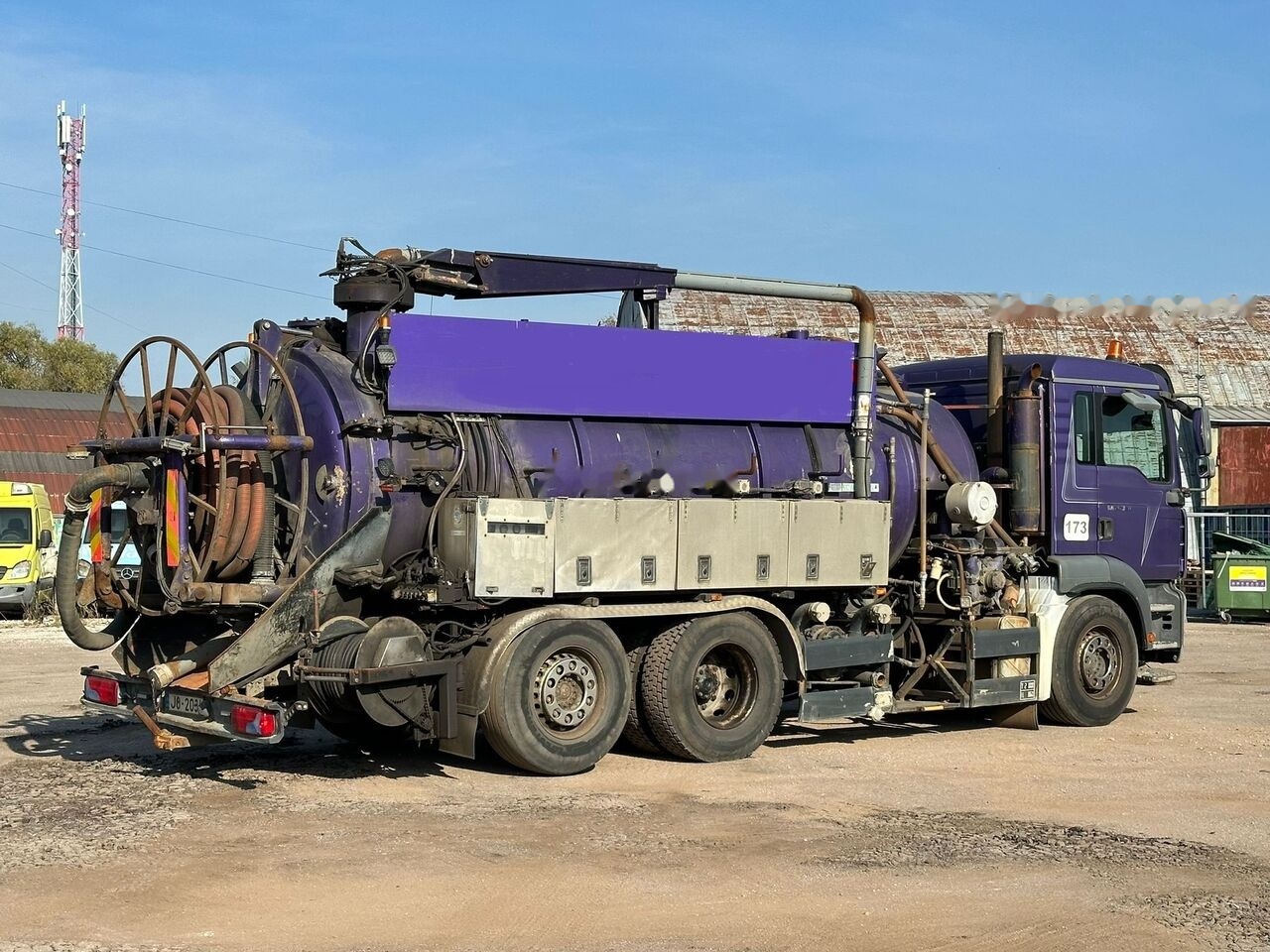 MAN TGA 26.360 - Xe tải chân không: hình 4 MAN TGA 26.360 - Xe tải chân không: hình 4