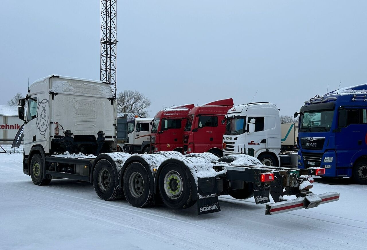Scania R520 8x4 ADR - Xe tải khung gầm: hình 3 Scania R520 8x4 ADR - Xe tải khung gầm: hình 3