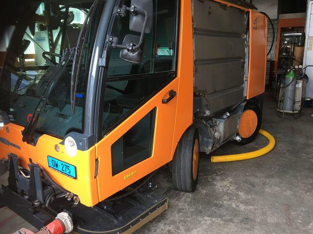 AEBI SCHMIDT Úttisztító - Xe quét đường: hình 3 AEBI SCHMIDT Úttisztító - Xe quét đường: hình 3