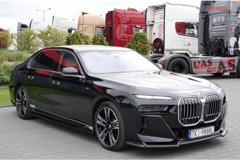 BMW 7 xDrive M Sport - Sedan: hình 3 BMW 7 xDrive M Sport - Sedan: hình 3