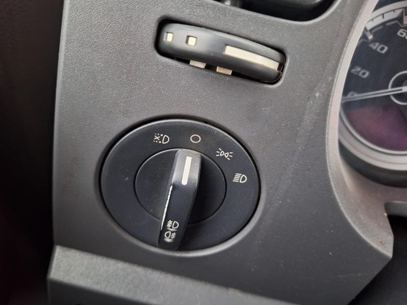 Xe tải hộp DAF LF 210 - Pritsche + Plane + DHollandia LBW 1000 kg: hình 19 Xe tải hộp DAF LF 210 - Pritsche + Plane + DHollandia LBW 1000 kg: hình 19