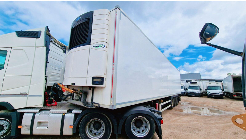 Fruehauf FST 4 FC - Sơ mi rơ moóc đông lạnh: hình 1 Fruehauf FST 4 FC - Sơ mi rơ moóc đông lạnh: hình 1