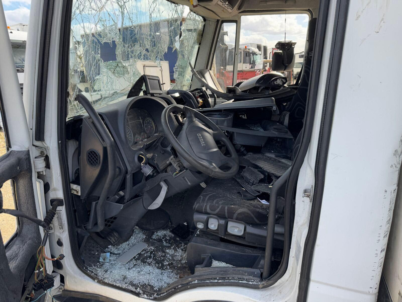Xe tải hộp Iveco 100 E 18 nur für Teile: hình 9