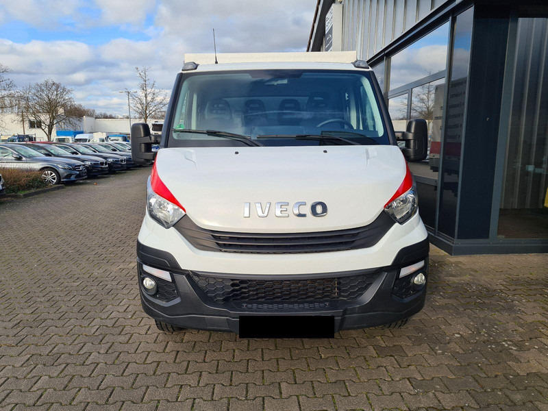 Iveco Daily 35 C15 Doka Curtain side - Xe van thùng mui bạt: hình 2 Iveco Daily 35 C15 Doka Curtain side - Xe van thùng mui bạt: hình 2