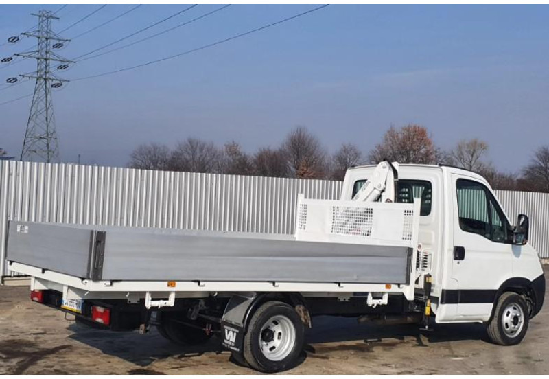 Iveco Daily 35C13 Bonfiglioli P 2300 - Pritsche 4,3 m - Xe tải nhỏ phẳng: hình 5 Iveco Daily 35C13 Bonfiglioli P 2300 - Pritsche 4,3 m - Xe tải nhỏ phẳng: hình 5