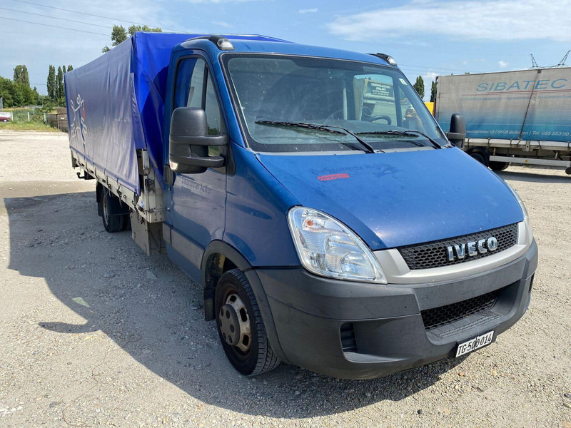 Iveco Daily 35C15 Pritsche + Plane -3,5t - Xe van thùng mui bạt: hình 1 Iveco Daily 35C15 Pritsche + Plane -3,5t - Xe van thùng mui bạt: hình 1