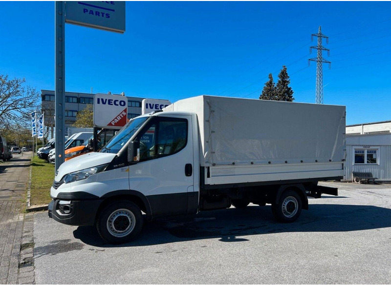 Iveco Daily 35S14 Curtain side - Xe van thùng mui bạt: hình 3 Iveco Daily 35S14 Curtain side - Xe van thùng mui bạt: hình 3