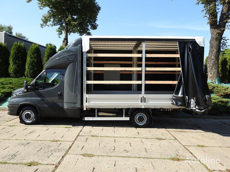 Iveco Daily 35S18 Curtain side - Xe van thùng mui bạt: hình 5 Iveco Daily 35S18 Curtain side - Xe van thùng mui bạt: hình 5