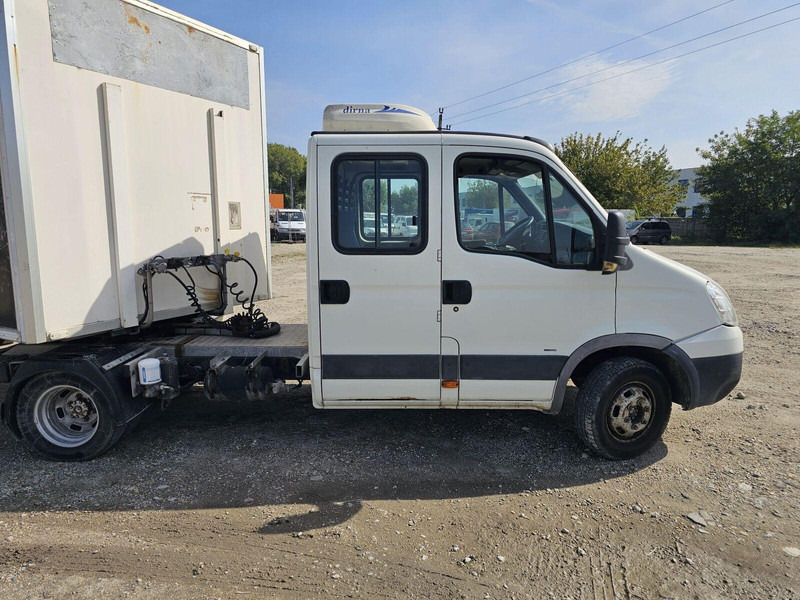 Iveco Daily 40 C 15 double cabine - BE Mini Trekker - SZM - 3.5t - Xe đầu kéo mini, Xe tải van: hình 4 Iveco Daily 40 C 15 double cabine - BE Mini Trekker - SZM - 3.5t - Xe đầu kéo mini, Xe tải van: hình 4