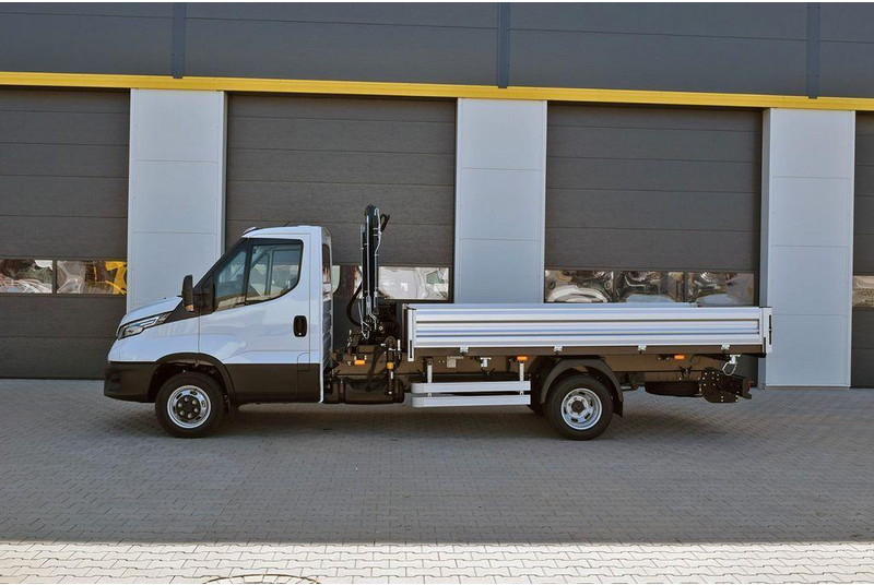 Iveco Daily 50C21H 3 way tipper + crane Hiab T-CLX 029 - Xe ben, Xe cẩu tự hành: hình 1 Iveco Daily 50C21H 3 way tipper + crane Hiab T-CLX 029 - Xe ben, Xe cẩu tự hành: hình 1