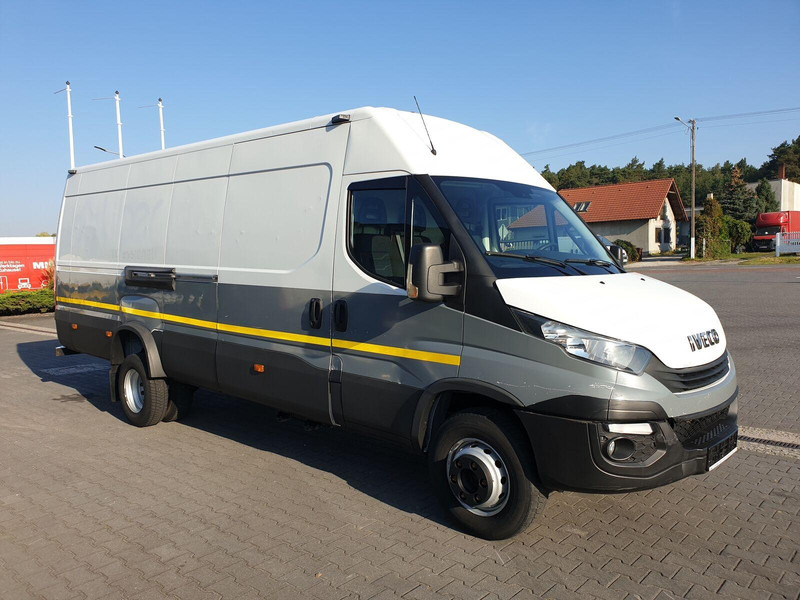 Iveco Daily 60C18 FURGON L4H2 - Xe tải nhỏ thùng kín: hình 5 Iveco Daily 60C18 FURGON L4H2 - Xe tải nhỏ thùng kín: hình 5