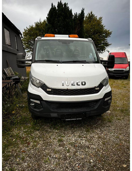 Iveco Daily 70C17 - Car transporter + crane - Xe tải chuyên chở tự động: hình 3 Iveco Daily 70C17 - Car transporter + crane - Xe tải chuyên chở tự động: hình 3