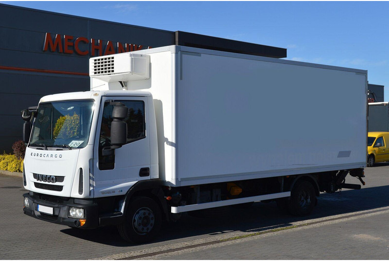 Iveco EUROCARGO 120EL18 REFRIGERATOR+LIFT SIDE DOOR - Xe tải đông lạnh: hình 1 Iveco EUROCARGO 120EL18 REFRIGERATOR+LIFT SIDE DOOR - Xe tải đông lạnh: hình 1