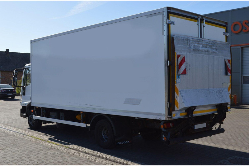 Iveco EUROCARGO 120EL18 REFRIGERATOR+LIFT SIDE DOOR - Xe tải đông lạnh: hình 3 Iveco EUROCARGO 120EL18 REFRIGERATOR+LIFT SIDE DOOR - Xe tải đông lạnh: hình 3