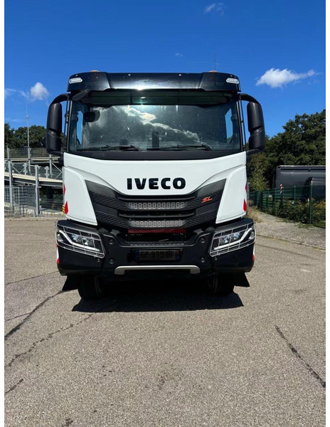 Iveco X-Way 400 - Mixer truck - Xe trộn bê tông: hình 5 Iveco X-Way 400 - Mixer truck - Xe trộn bê tông: hình 5