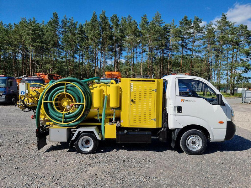 Kia Csatornatisztító - Xe tải chân không: hình 4 Kia Csatornatisztító - Xe tải chân không: hình 4