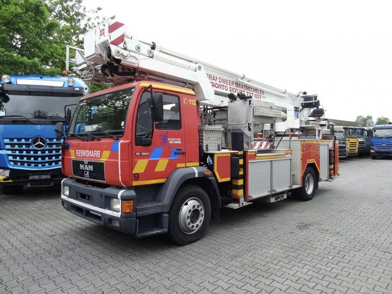MAN 18.284 L2000 - Fire truck+ladder lift - Xe tải cứu hỏa: hình 1 MAN 18.284 L2000 - Fire truck+ladder lift - Xe tải cứu hỏa: hình 1