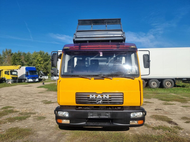 MAN LE 8.180 Meiller Kipper Three-Sided Tipper - 3 old. billencs - T - Xe ben: hình 2 MAN LE 8.180 Meiller Kipper Three-Sided Tipper - 3 old. billencs - T - Xe ben: hình 2