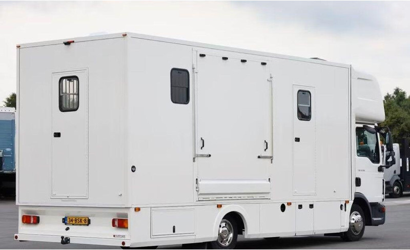 MAN TGL 8.190 - - Xe tải chở ngựa: hình 3 MAN TGL 8.190 - - Xe tải chở ngựa: hình 3