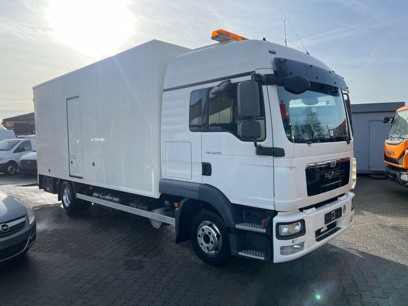 MAN TGL 8.220 Abschlepper*Geschlossen*Aufgelastet* - Xe tải chuyên chở tự động: hình 2 MAN TGL 8.220 Abschlepper*Geschlossen*Aufgelastet* - Xe tải chuyên chở tự động: hình 2
