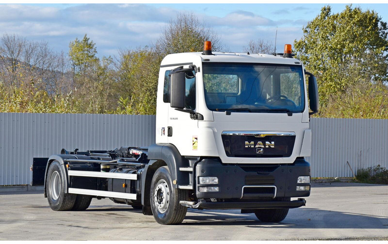 MAN TGS 18.320 Abrollkipper * Top Zustand! - Xe tải nâng móc: hình 2 MAN TGS 18.320 Abrollkipper * Top Zustand! - Xe tải nâng móc: hình 2