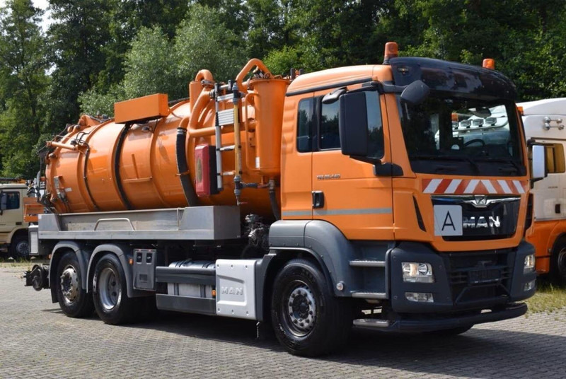 MAN TGS 26.440 - Vacuum truck - Xe tải chân không: hình 2 MAN TGS 26.440 - Vacuum truck - Xe tải chân không: hình 2