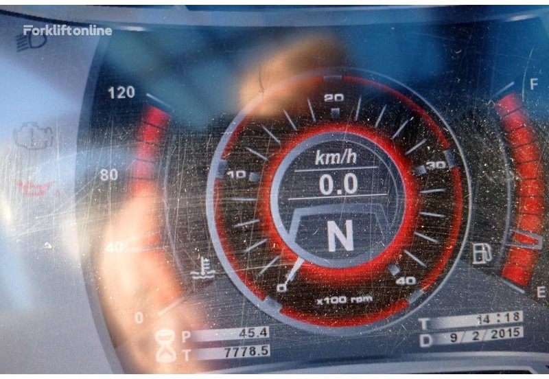 Xe nhấc hình viễn vọng kính Manitou MRT 2150 Rotating telehandler: hình 16 Xe nhấc hình viễn vọng kính Manitou MRT 2150 Rotating telehandler: hình 16