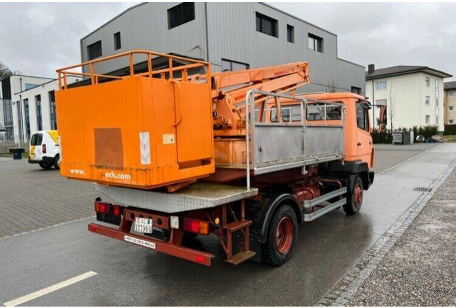 Mercedes-Benz 709 Bucket truck Wumag 14 m - Nền bục trên không gắn trên xe tải: hình 4 Mercedes-Benz 709 Bucket truck Wumag 14 m - Nền bục trên không gắn trên xe tải: hình 4