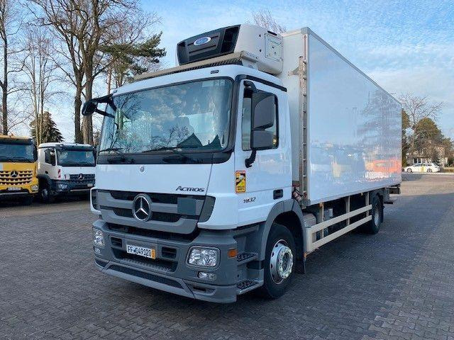 Mercedes-Benz ACTROS 1832 - Xe tải đông lạnh: hình 3 Mercedes-Benz ACTROS 1832 - Xe tải đông lạnh: hình 3