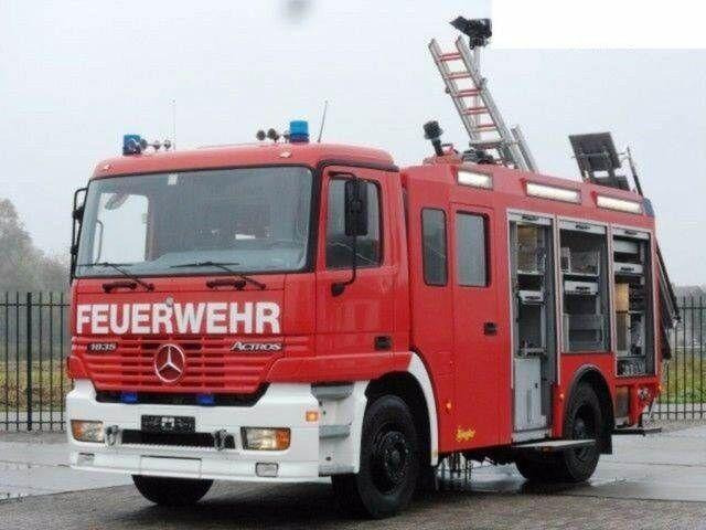 Mercedes-Benz ACTROS 1835 Feuerwehr 2080 L Fire Unit !! - Xe tải cứu hỏa: hình 2 Mercedes-Benz ACTROS 1835 Feuerwehr 2080 L Fire Unit !! - Xe tải cứu hỏa: hình 2
