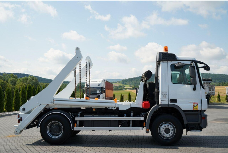 Mercedes-Benz ACTROS 1836 / 4X2 / BRAMOWIEC / PALFINGER M12T / EURO 6 / SPROW - Xe tải chở thùng nhỏ: hình 5 Mercedes-Benz ACTROS 1836 / 4X2 / BRAMOWIEC / PALFINGER M12T / EURO 6 / SPROW - Xe tải chở thùng nhỏ: hình 5