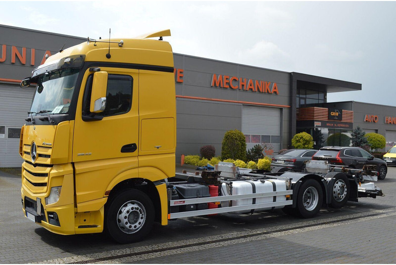 Mercedes-Benz ACTROS 2542 EURO 6 BDF SWAP CHASSIS - Xe tải khung gầm: hình 2 Mercedes-Benz ACTROS 2542 EURO 6 BDF SWAP CHASSIS - Xe tải khung gầm: hình 2