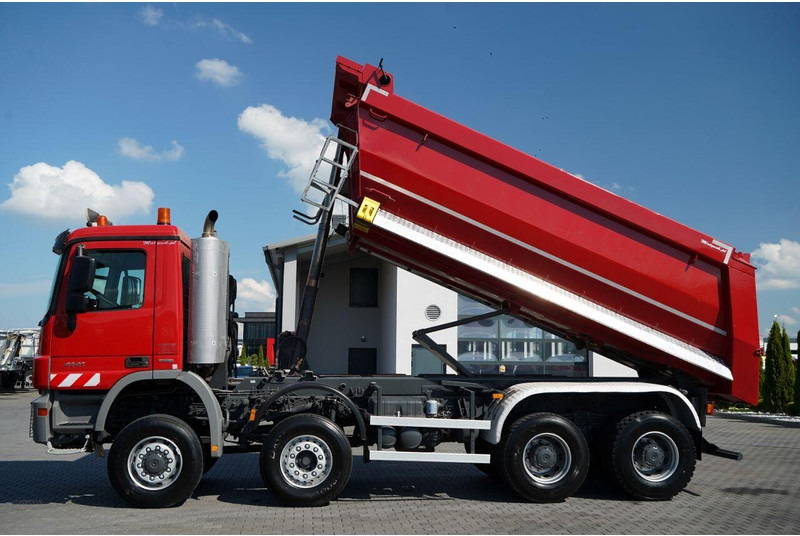 Mercedes-Benz ACTROS 4141 / 8X6 / WYWROTKA TYLNOZSYPOWA / MEILLER KIPPER 5.3M - Xe ben: hình 3 Mercedes-Benz ACTROS 4141 / 8X6 / WYWROTKA TYLNOZSYPOWA / MEILLER KIPPER 5.3M - Xe ben: hình 3