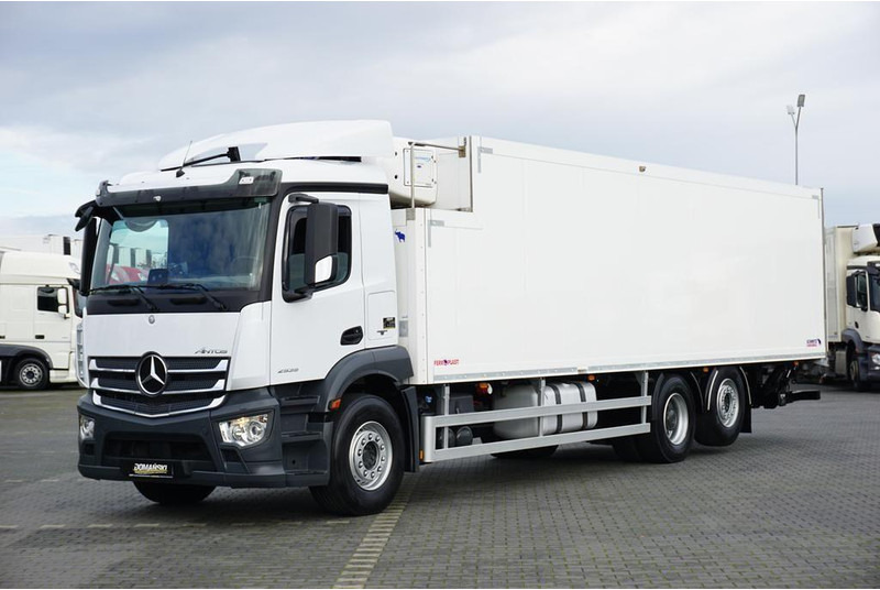 Mercedes-Benz ANTOS / 2535 / EURO 6 / CHŁODNIA + WINDA / 23 PALETY / OŚ SKRĘTN - Xe tải đông lạnh: hình 1 Mercedes-Benz ANTOS / 2535 / EURO 6 / CHŁODNIA + WINDA / 23 PALETY / OŚ SKRĘTN - Xe tải đông lạnh: hình 1