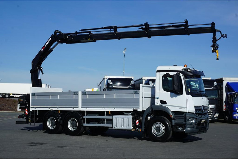 Mercedes-Benz AROCS / 2643 / 6 X 4 / SKRZYNIOWY + HDS / HIAB 228 E – 4 / WYS. - Xe tải thùng lửng/ Phẳng, Xe cẩu tự hành: hình 4 Mercedes-Benz AROCS / 2643 / 6 X 4 / SKRZYNIOWY + HDS / HIAB 228 E – 4 / WYS. - Xe tải thùng lửng/ Phẳng, Xe cẩu tự hành: hình 4