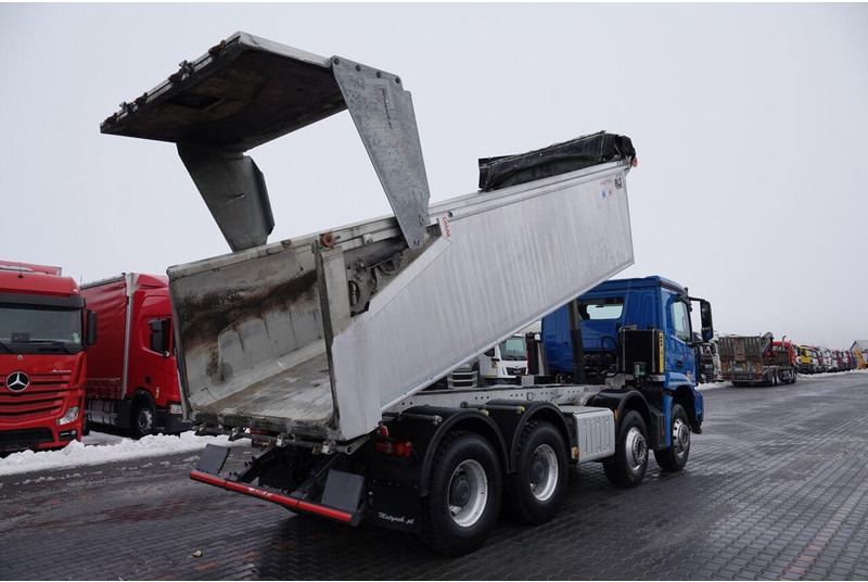 Mercedes-Benz AROCS 3243 / 8x4 / WYWROTKA 20m3 / TYLNOZSYP / EURO 6 / OPONY 10 - Xe ben: hình 4 Mercedes-Benz AROCS 3243 / 8x4 / WYWROTKA 20m3 / TYLNOZSYP / EURO 6 / OPONY 10 - Xe ben: hình 4