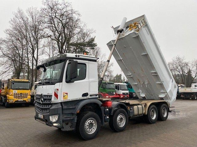 Mercedes-Benz AROCS 3743 - Xe ben: hình 1 Mercedes-Benz AROCS 3743 - Xe ben: hình 1