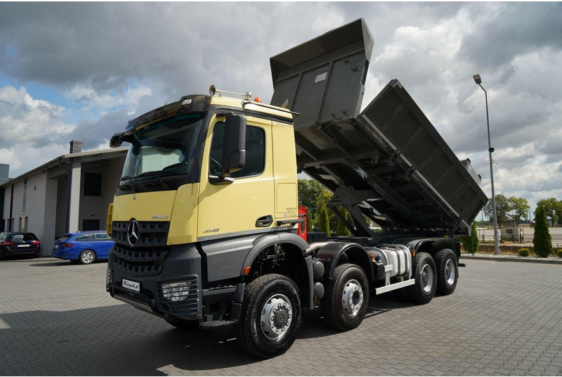 Mercedes-Benz AROCS 4148 - Xe ben: hình 2 Mercedes-Benz AROCS 4148 - Xe ben: hình 2