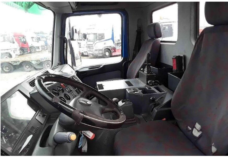 Cho thuê Mercedes-Benz Actros 1835 Mercedes-Benz Actros 1835: hình 12