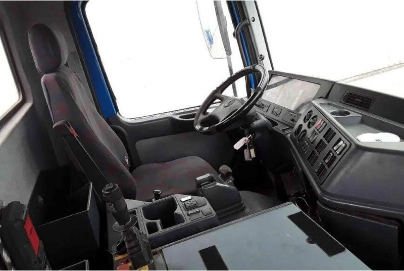 Cho thuê Mercedes-Benz Actros 1835 Mercedes-Benz Actros 1835: hình 11