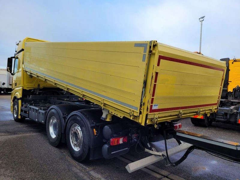 Mercedes-Benz Actros 2551 - Xe ben: hình 5 Mercedes-Benz Actros 2551 - Xe ben: hình 5