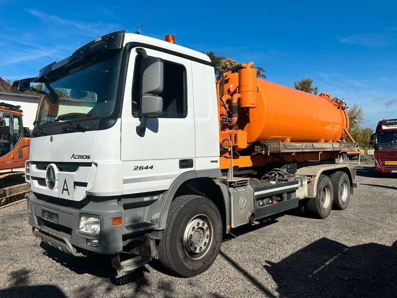 Mercedes-Benz Actros 2644 - Vacuum truck - Xe tải chân không: hình 1 Mercedes-Benz Actros 2644 - Vacuum truck - Xe tải chân không: hình 1