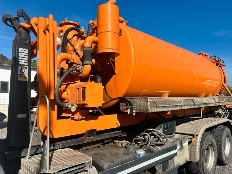 Mercedes-Benz Actros 2644 - Vacuum truck - Xe tải chân không: hình 5 Mercedes-Benz Actros 2644 - Vacuum truck - Xe tải chân không: hình 5