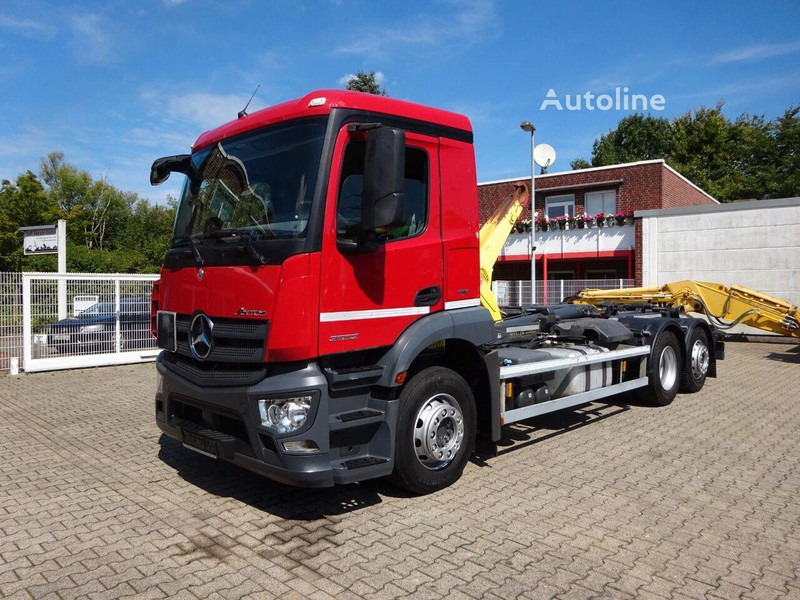 Mercedes-Benz Antos 2532 - Hook lift truck - Xe tải nâng móc: hình 1 Mercedes-Benz Antos 2532 - Hook lift truck - Xe tải nâng móc: hình 1