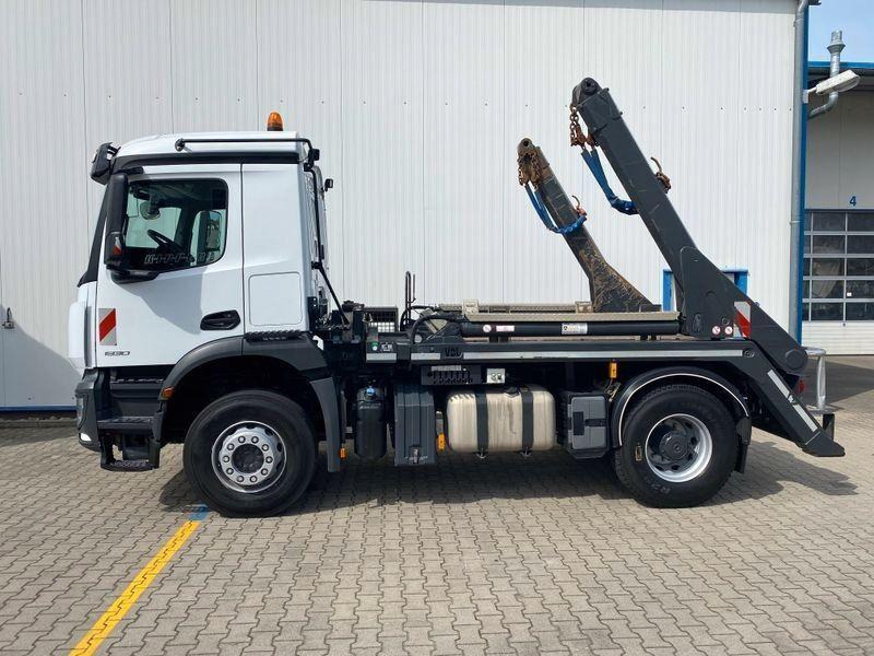 Mercedes-Benz Arocs 1830K - Xe tải chở thùng nhỏ: hình 3 Mercedes-Benz Arocs 1830K - Xe tải chở thùng nhỏ: hình 3