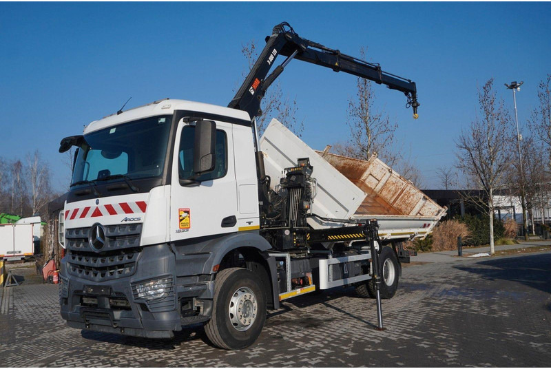 Mercedes-Benz Arocs 1833 3-Way Tipper Crane HIAB X-DUO 128 B - Xe ben, Xe cẩu tự hành: hình 1 Mercedes-Benz Arocs 1833 3-Way Tipper Crane HIAB X-DUO 128 B - Xe ben, Xe cẩu tự hành: hình 1