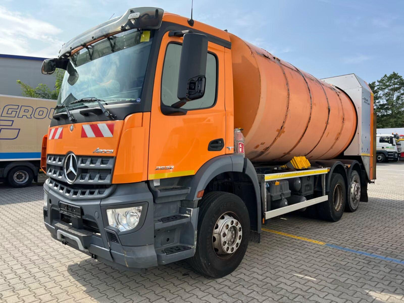 Mercedes-Benz Arocs 2533 - Xe tải chở rác: hình 1 Mercedes-Benz Arocs 2533 - Xe tải chở rác: hình 1