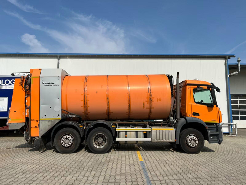 Mercedes-Benz Arocs 2533 - Xe tải chở rác: hình 3 Mercedes-Benz Arocs 2533 - Xe tải chở rác: hình 3